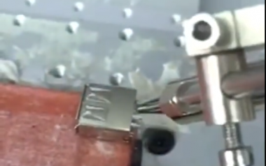 USB端子加自動焊錫機視頻